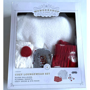 TARGET Cozy Loungewear Set Plush Pullover Flannel Shorts Socks Eye Mask S NWT